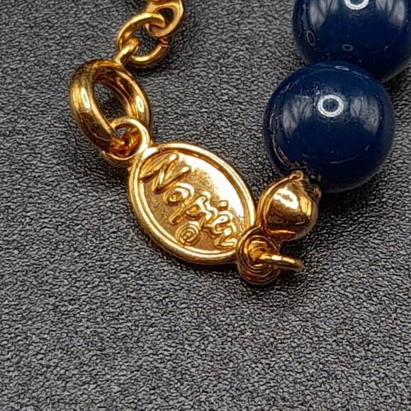 Vintage Dark Blue Napier Lucite Necklace, Light Weight, 17 Inches - Picture 4 of 9